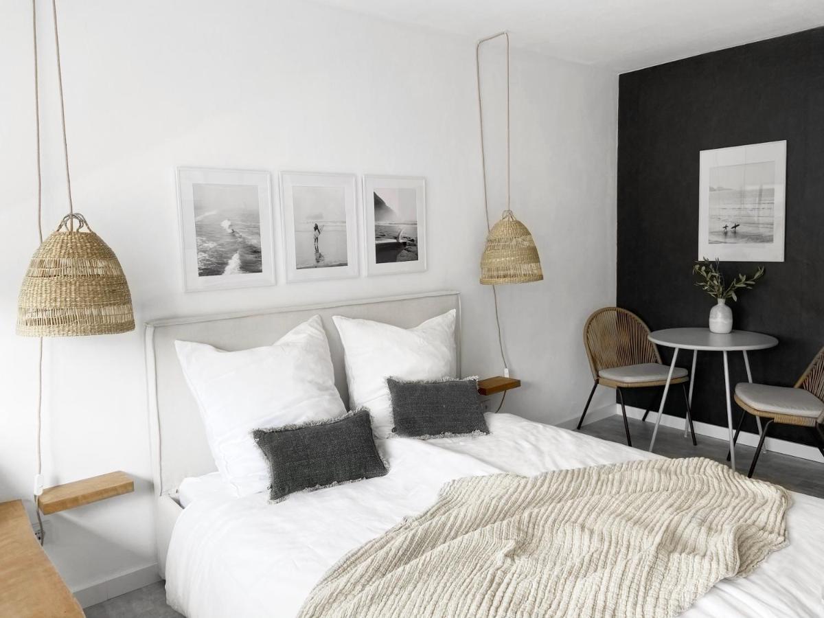Seaside Rooms - Zentrales Design-Apartment Mit Balkon & Parkplatz - 2 Minuten Zum Strand Timmendorfer Strand Kültér fotó