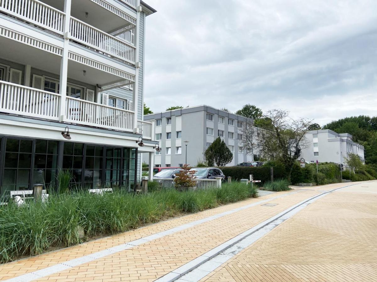 Seaside Rooms - Zentrales Design-Apartment Mit Balkon & Parkplatz - 2 Minuten Zum Strand Timmendorfer Strand Kültér fotó